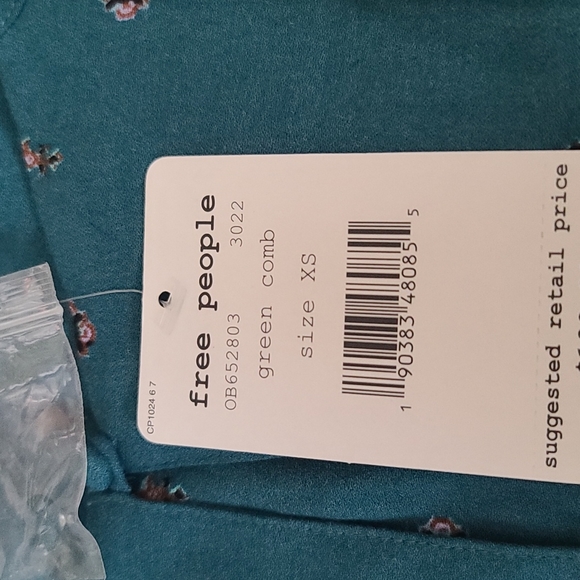 Free People | size xsmall | love grows green romper - Picture 12 of 13